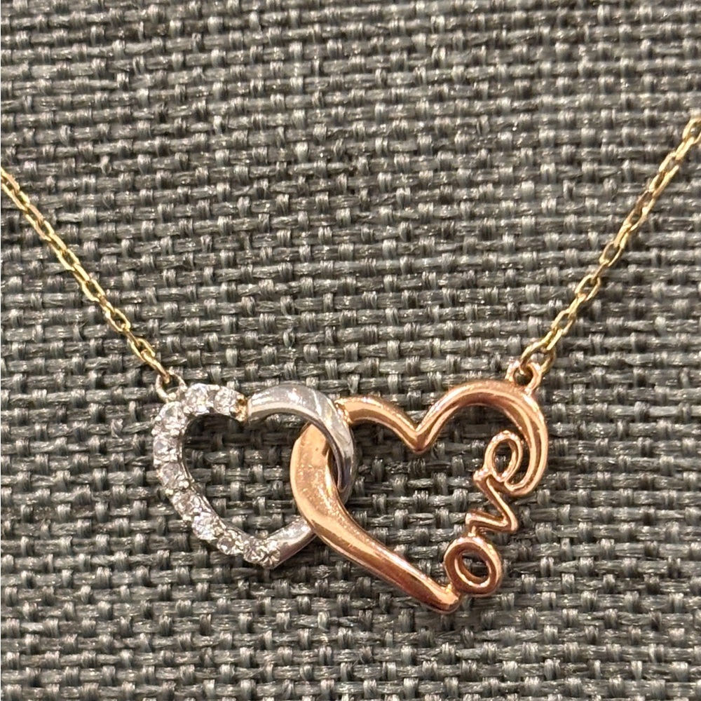 14K Tri-Color Gold Intertwined Connected Double Hearts Love Script Necklace 18" - Picture 2 of 6